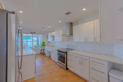 5756 E Bay Boulevard, Gulf Breeze, FL 32563 - Photo 8