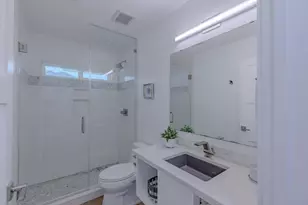 5756 E Bay Blvd, Gulf Breeze, FL 32563 - Photo 22
