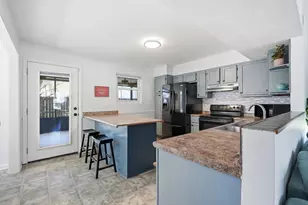 351 NW Canterbury Circle, Fort Walton Beach, FL 32548 - Photo 6