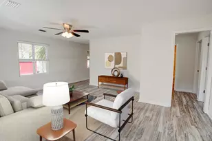 326 Washington Ave, Valparaiso, FL 32580 - Photo 4