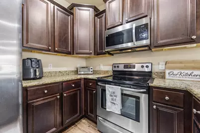 8808 Brown Pelican Circle, Navarre, FL 32566 - Photo 16