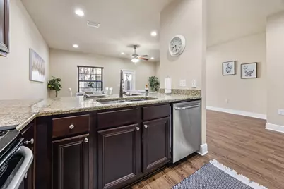 8808 Brown Pelican Circle, Navarre, FL 32566 - Photo 18