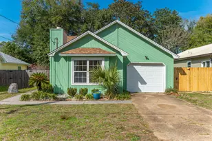 204 McKinley St, Niceville, FL 32578 - Photo 1
