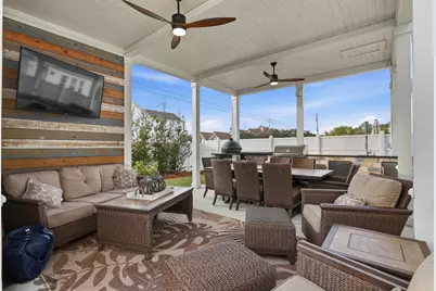 725 Landing Circle, Panama City Beach, FL 32413 - Photo 2