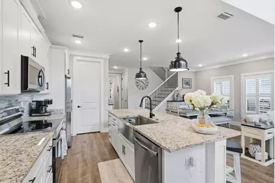 725 Landing Circle, Panama City Beach, FL 32413 - Photo 10