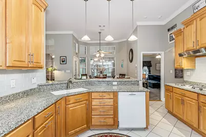 2066 Kildare Circle, Niceville, FL 32578 - Photo 18