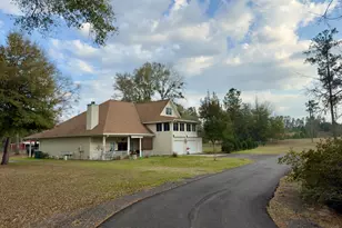 3955 Hwy 77, Chipley, FL 32428 - Photo 2