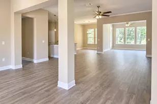 5957 Wind Trace Rd, Crestview, FL 32536 - Photo 4