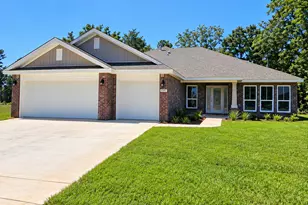 5957 Wind Trace Rd, Crestview, FL 32536 - Photo 2