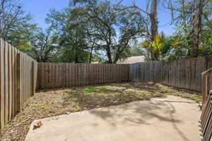 615 31st St, Niceville, FL 32578 - Photo 34