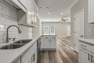 615 31st St, Niceville, FL 32578 - Photo 12
