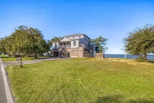 305 S Garcon Point Rd, Milton, FL 32583 - Photo 100