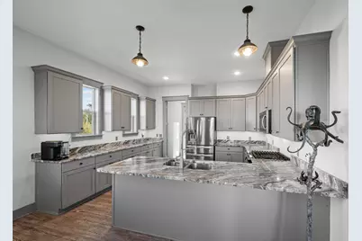 305 S Garcon Point Road, Milton, FL 32583 - Photo 16