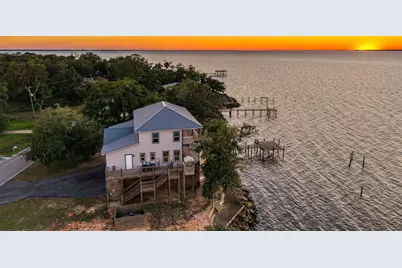 305 S Garcon Point Road, Milton, FL 32583 - Photo 138