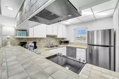 770 Sundial Court #UNIT 208, Fort Walton Beach, FL 32548 - Photo 12