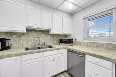 770 Sundial Court #UNIT 208, Fort Walton Beach, FL 32548 - Photo 14