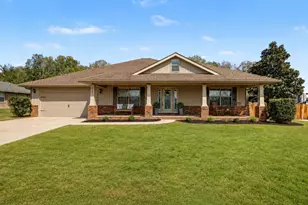 2395 Barberee Dr, Crestview, FL 32536 - Photo 2