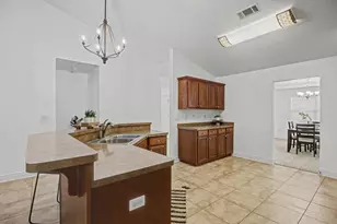 2395 Barberee Dr, Crestview, FL 32536 - Photo 12