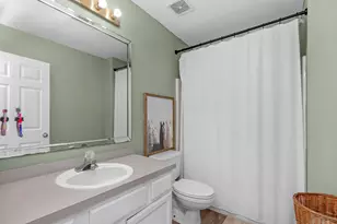 1852 Candlewood Dr, Navarre, FL 32566 - Photo 24