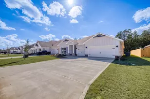 8640 Bluebell St, Milton, FL 32583 - Photo 48