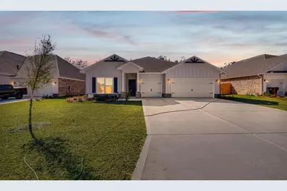 8640 Bluebell Street, Milton, FL 32583 - Photo 2