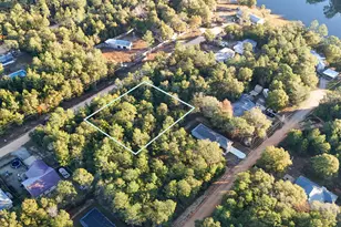 18 Shorey Dr, Defuniak Springs, FL 32433 - Photo 1