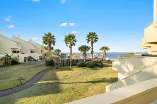 8520 Gulf Blvd, Navarre, FL 32566 - Photo 26