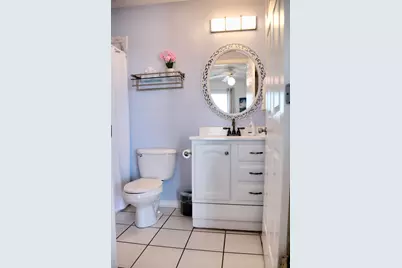 7464 Sunset Harbor Drive #APT 131, Navarre, FL 32566 - Photo 18