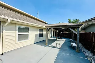 118 NW Jonquil Ave, Fort Walton Beach, FL 32548 - Photo 36