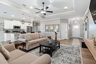 10 Lucky Ln, Mary Esther, FL 32569 - Photo 1