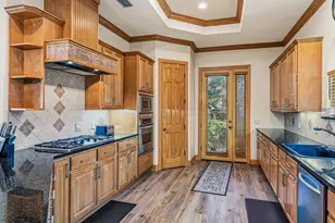 831 Coldwater Creek Cir, Niceville, FL 32578 - Photo 2