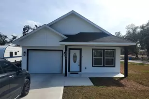 4906 E 2nd St, Panama City, FL 32404 - Photo 2