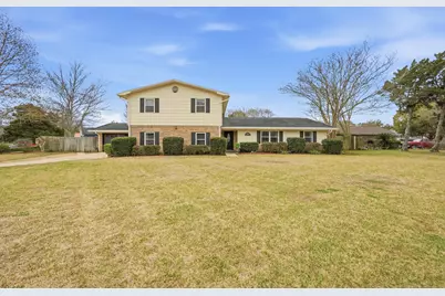 130 Lake Lorraine Circle, Shalimar, FL 32579 - Photo 10