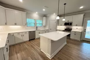234 E Tweet St, Freeport, FL 32439 - Photo 8