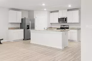 848 Otto Loop, Crestview, FL 32539 - Photo 1