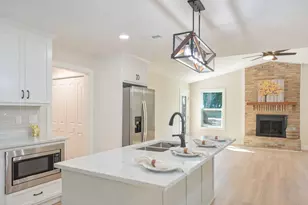 105 Drew Ct, Niceville, FL 32578 - Photo 22