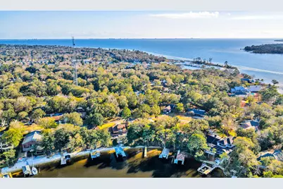 630 Sailboat Drive, Niceville, FL 32578 - Photo 48