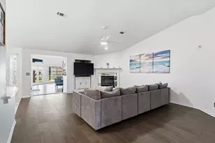 1929 Jessica Way, Navarre, FL 32566 - Photo 4