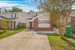 1826 Pointed Leaf Ln, Fort Walton Beach, FL 32547 - Photo 1