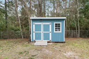 2422 Crescent Wood Rd, Navarre, FL 32566 - Photo 40