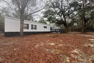 3083 Lake Sue Dr, Crestview, FL 32539 - Photo 16