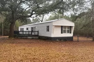 3083 Lake Sue Dr, Crestview, FL 32539 - Photo 12