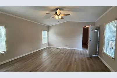 3083 Lake Sue Drive, Crestview, FL 32539 - Photo 4