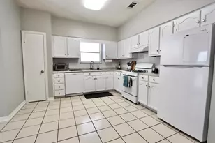 205 Marquette St, Niceville, FL 32578 - Photo 4