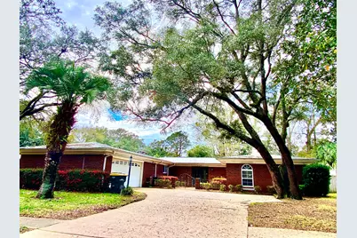 613 NE Cambridge Avenue, Fort Walton Beach, FL 32547 - Photo 36