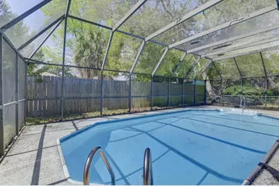 613 NE Cambridge Avenue, Fort Walton Beach, FL 32547 - Photo 2