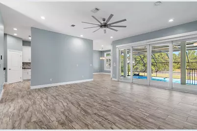 138 W Country Club Drive, Destin, FL 32541 - Photo 8