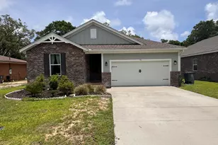 72 Wolverine Ave, Valparaiso, FL 32580 - Photo 1