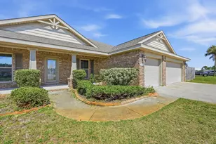 9646 Misty Meadow Ln, Navarre, FL 32566 - Photo 6