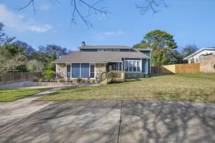 33 Birch Ave, Shalimar, FL 32579 - Photo 1